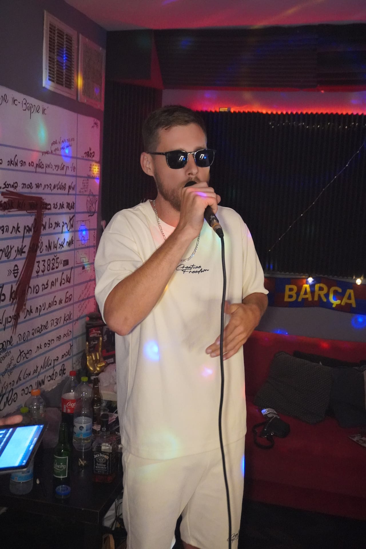 הופעה חיה — Creative Freedom